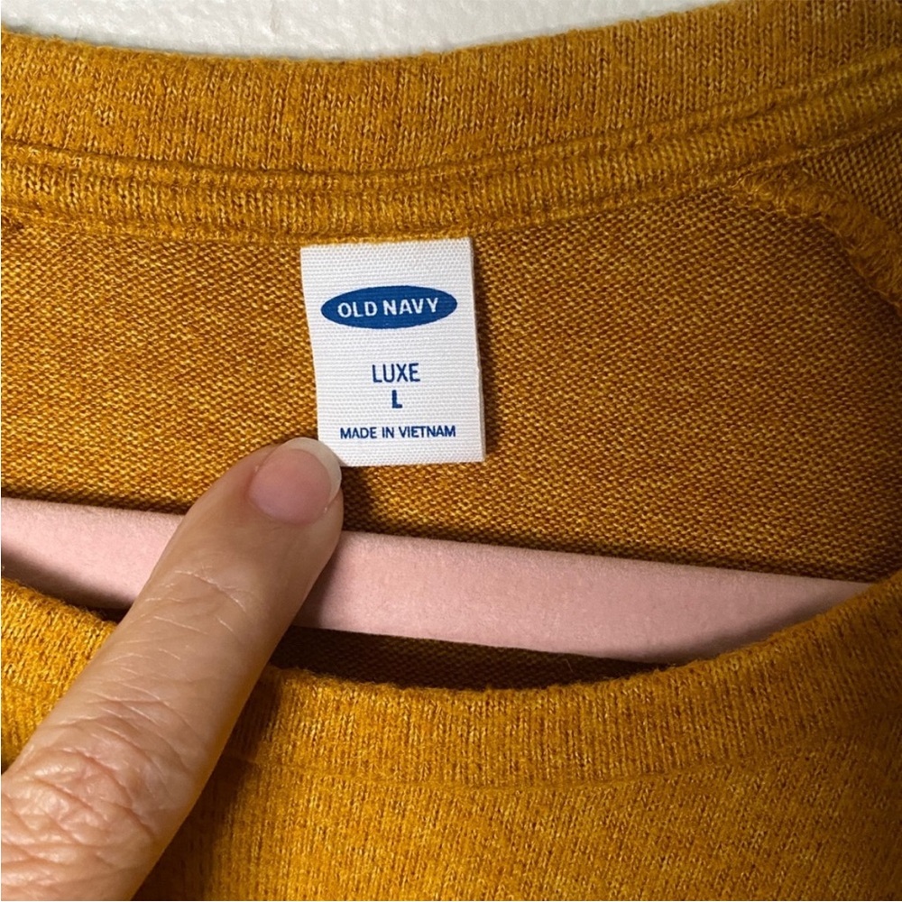 Old Navy Women's Golden Crew Neck Sweater - Picture 2 of 4